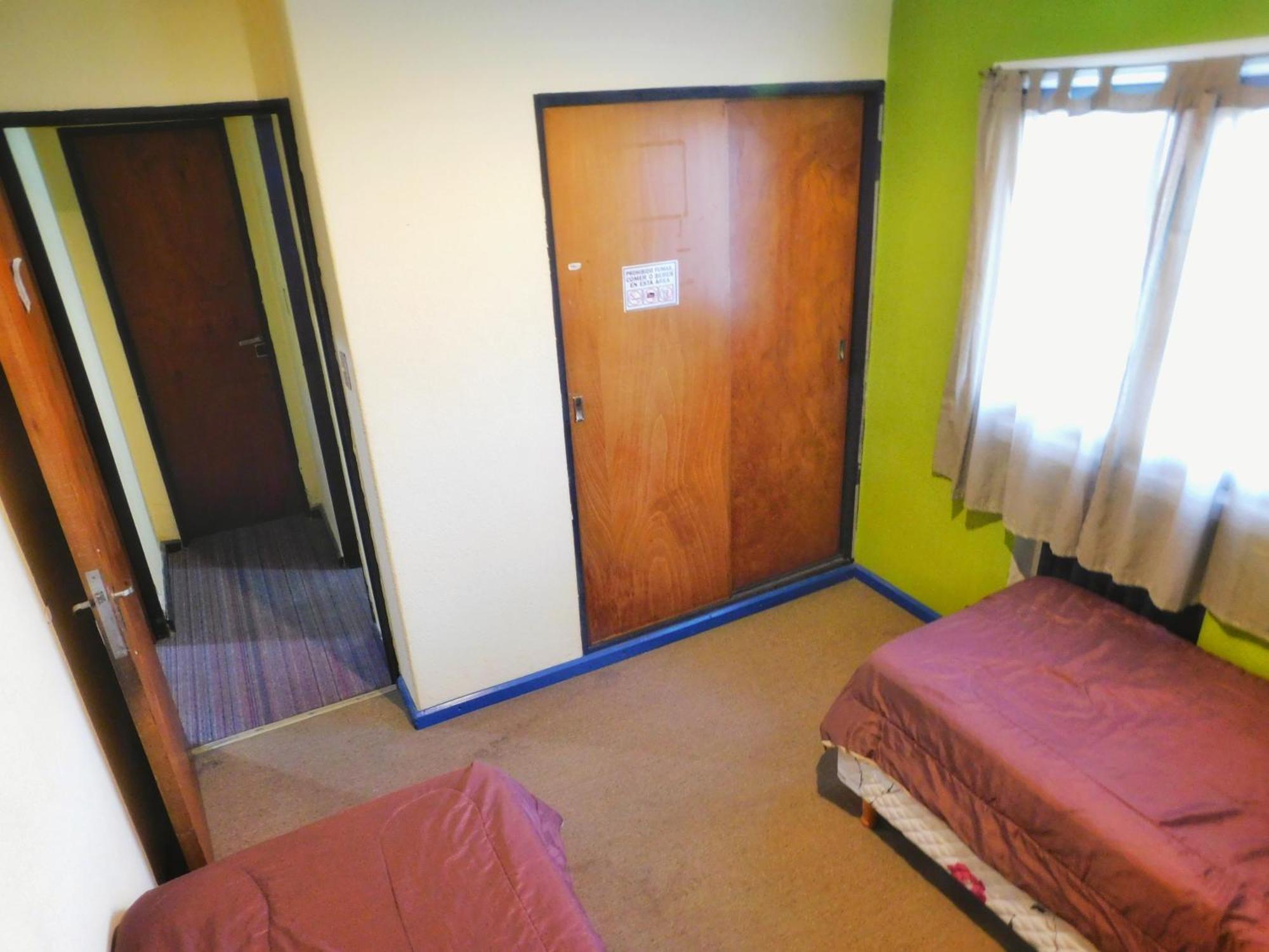Hostel Arrayan San Carlos de Bariloche Ruang foto